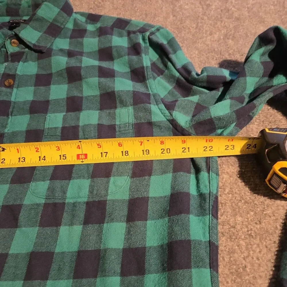 J.Crew Flannel Shirt Mens Large Green Plaid Long Sleeve Button Up Casual Pocket